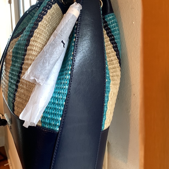 Anguilla Collection Marlowe Striped Drawstring Straw Bucket Shoulder - Picture 6 of 16